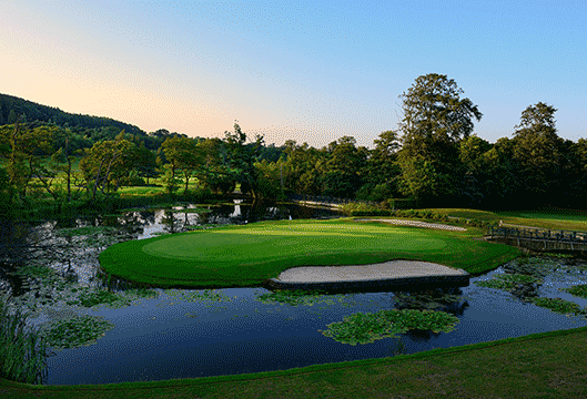 Golf holiday review of South Wales, The Vale Resort Lake Course